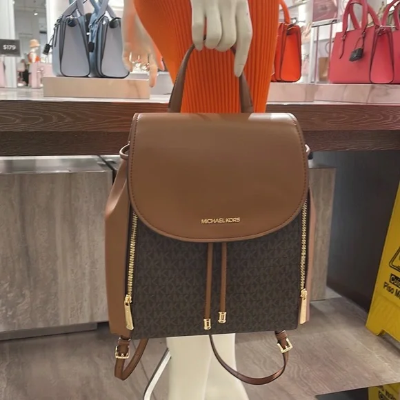 Michael Kors Phoebe 35F2G8PB2B Flap Drawstring Backpack 
Brown Signature 

NWT Michael Kors Phoebe 35F2G8PB2B Flap | Mercari main image 3